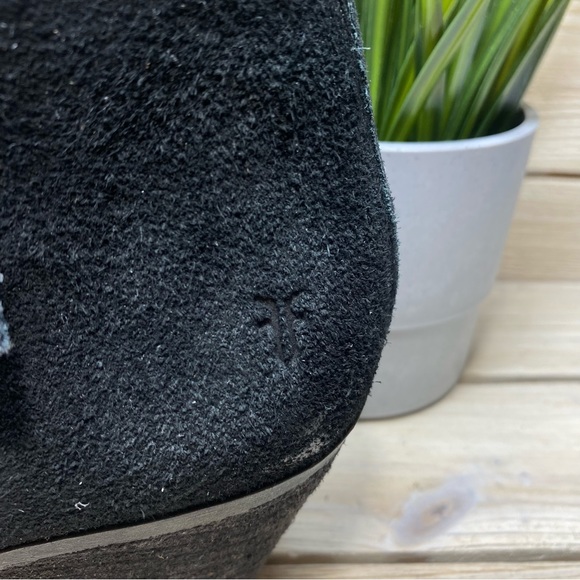 FRYE Black Suede Ankle Booties - Size: 8.5 - Picture 9 of 10